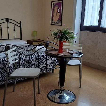 פלרמו Da Mary Guest House מראה חיצוני תמונה
